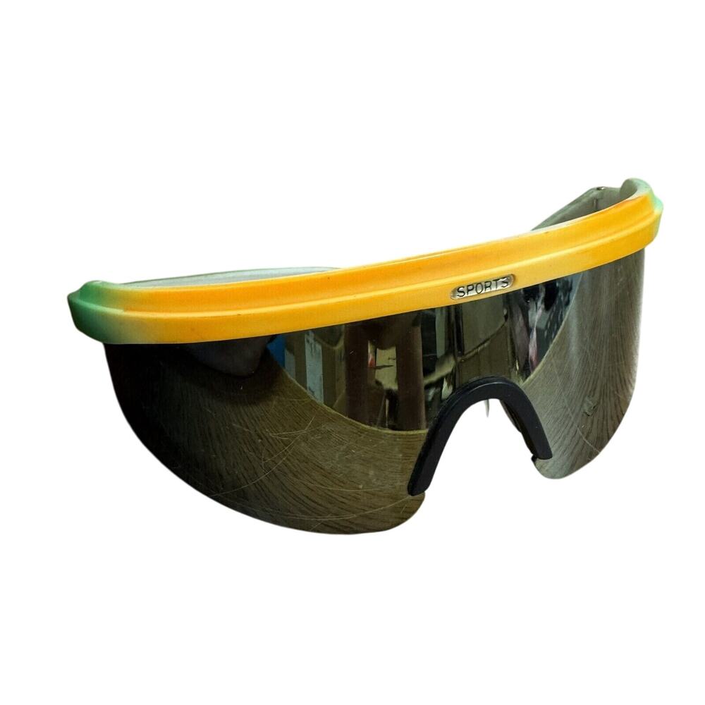 Vintage "Sports" Mens Aviator Sunglasses Multicolor Frames - READ - LN